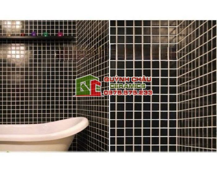 Gạch mosaic đen bóng thuỷ tinh