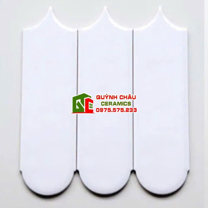 Gạch thẻ lông vũ màu trắng gợn sóng