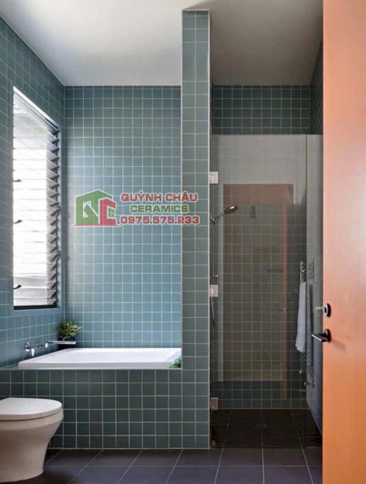 Gạch mosaic vỉ 10x10 thẻ chip xanh đậm mờ