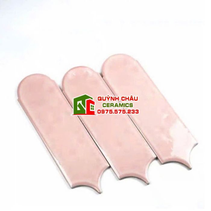 Gạch thẻ lông vũ màu hồng nhạt gợn sóng