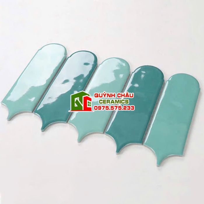 Gạch thẻ lông vũ gợn sóng xanh mint