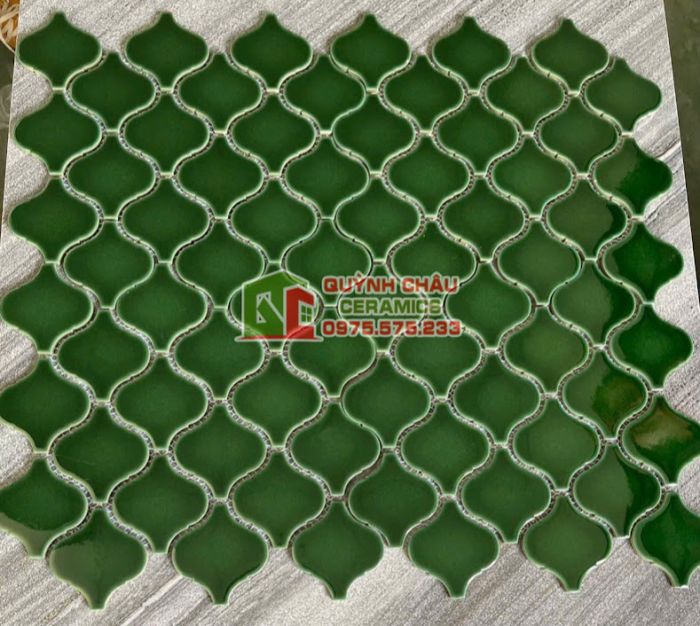 Gạch mosaic trang trí hình lồng đèn màu xanh lá
