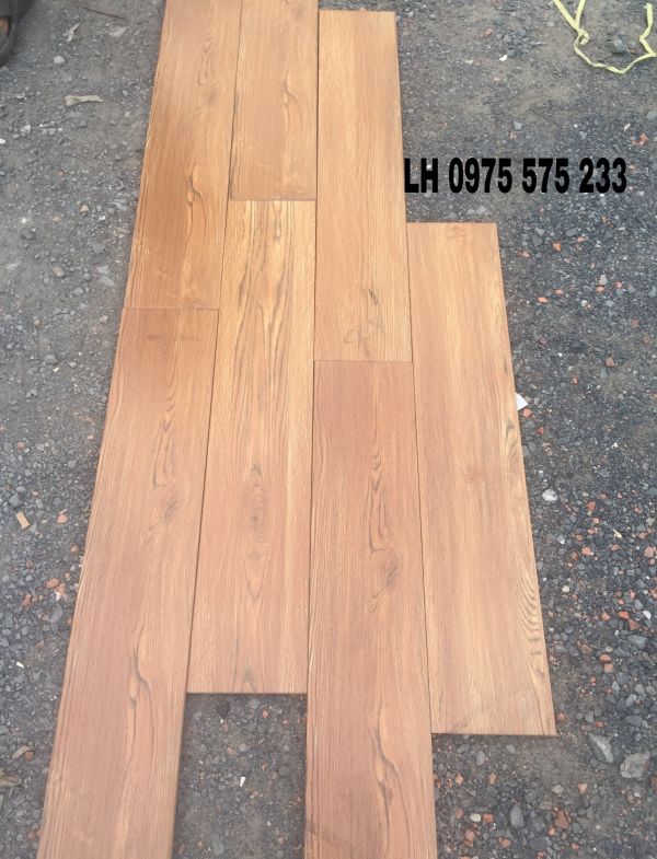 Gạch 15x80 lát nền vân gỗ mẫu mới nhất giá rẻ A17158009