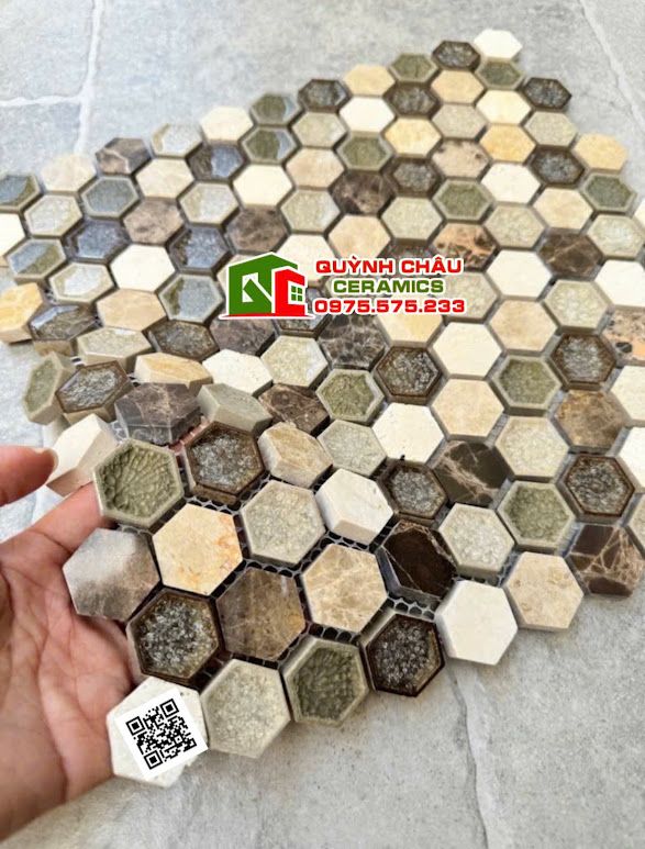 Gạch mosaic lục giác nâu vàng xám màu hỗn hợp