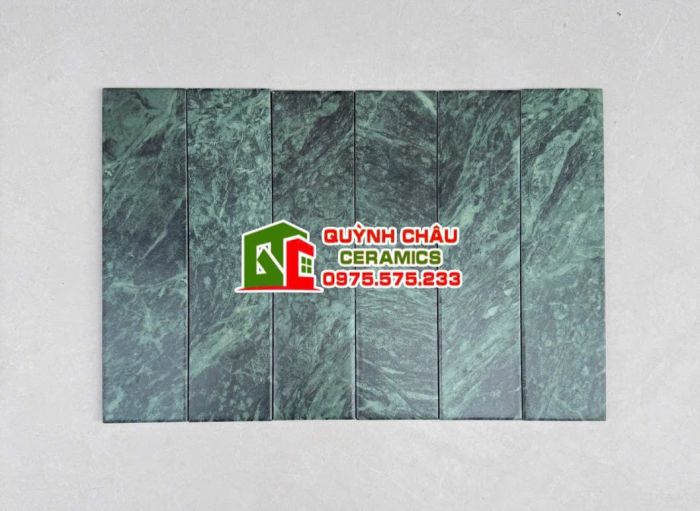 Gạch thẻ xanh vân đá mờ 75x300 ốp tường