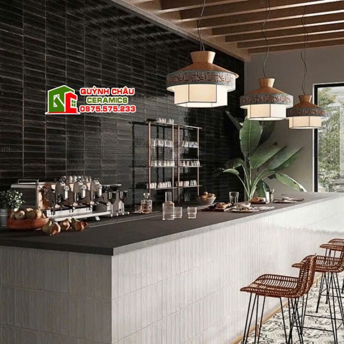 Gạch thẻ 60x240mm màu đen xám hiệu ứng gợn sóng