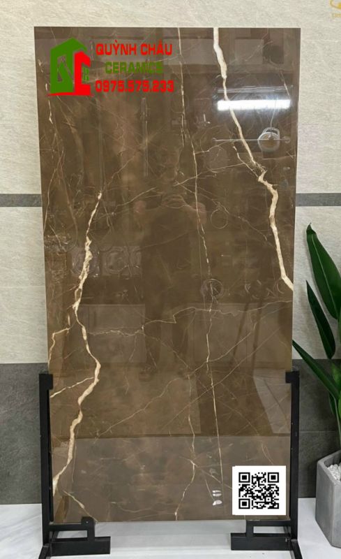 Gạch lát nền bóng kiếng 800x1600 màu nâu sang trọng 4450