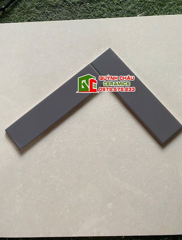 Gạch thẻ xám mờ 75x300 trung quốc