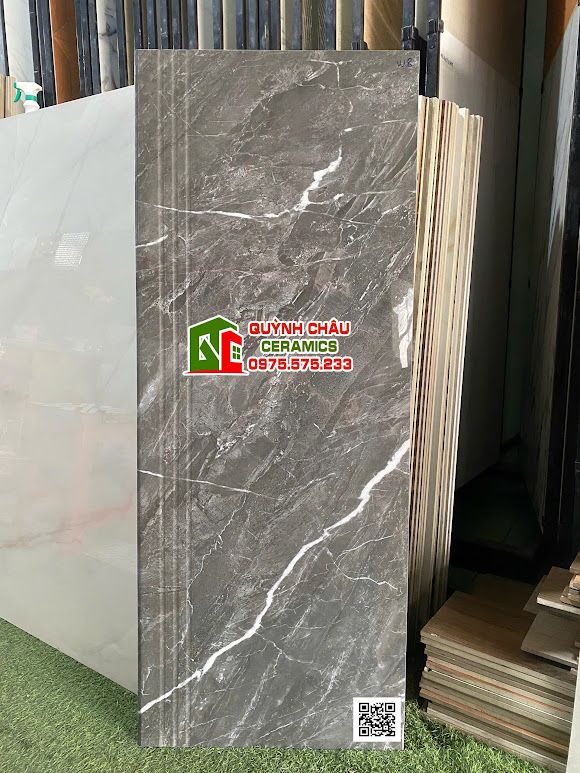 Gạch cầu thang 47x120 xám vân trắng tia chớp                  