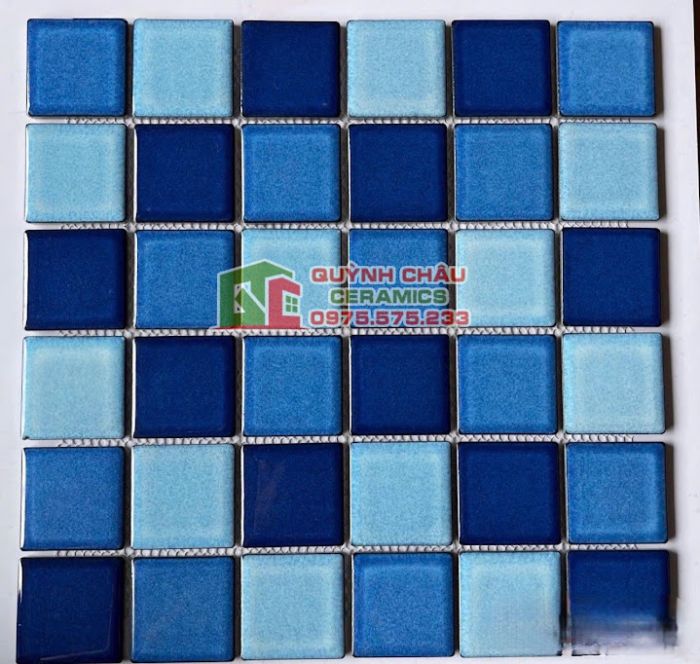 Gạch mosaic gốm mix màu xanh bể bơi
