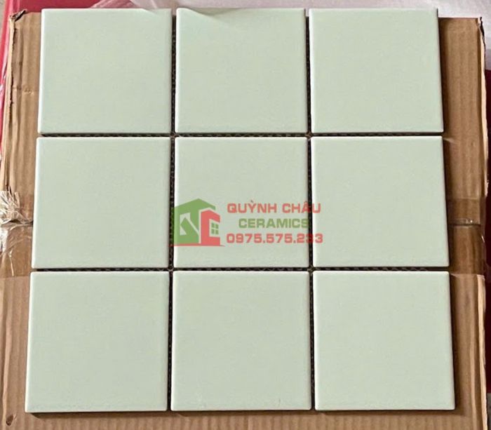Gạch mosaic vỉ 10x10 thẻ chip màu xanh nhạt