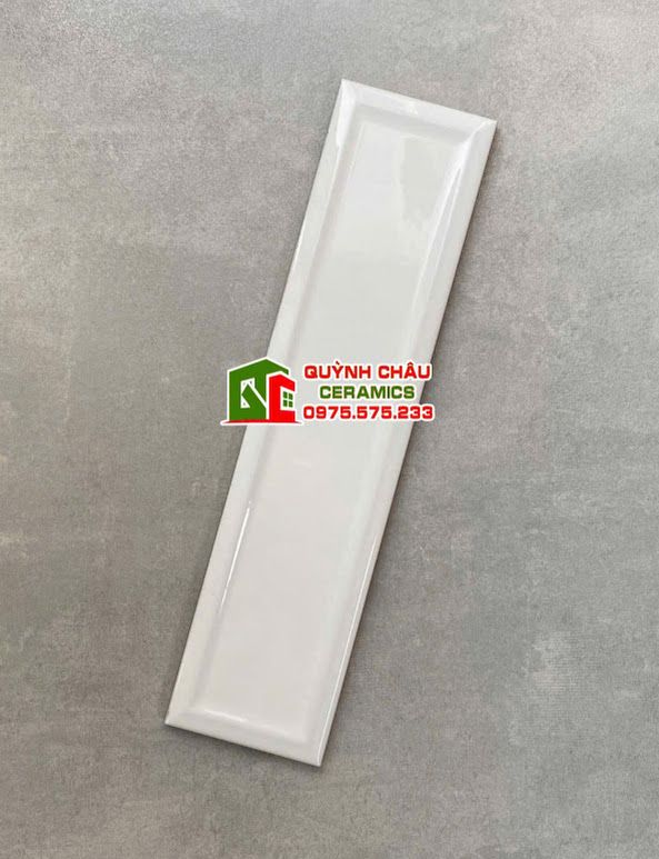 Gạch thẻ 6.8x28 men trắng bóng lõm cạnh