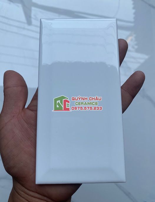 Gạch thẻ 75x150 trắng bóng vát cạnh