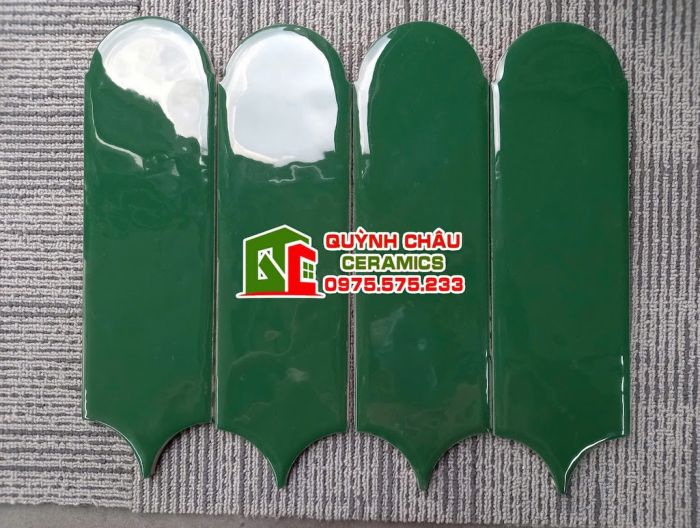 Gạch thẻ lông vũ gợn sóng màu xanh lá đậm