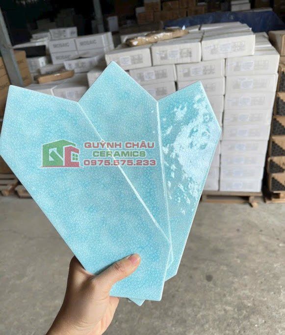 Gạch thẻ mũi tên men rạn màu xanh ngọc