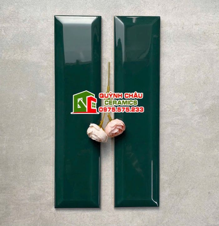 Gạch trang trí 6.8x28 xanh lá đậm bóng vát cạnh