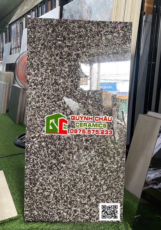 Gạch 60x120 mè đen hoa cương đẹp độc đáo