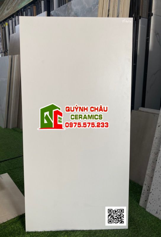 Gạch ốp lát ấn độ 60x120 bề mặt full trắng mờ mịn không vân