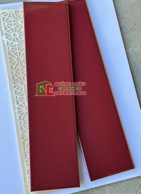 Gạch thẻ trang trí 75x300 màu đỏ bóng