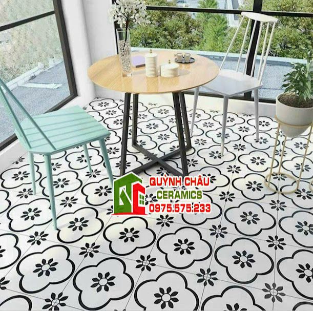 Gạch hoa mai nền trắng cánh đen 20x20 cm