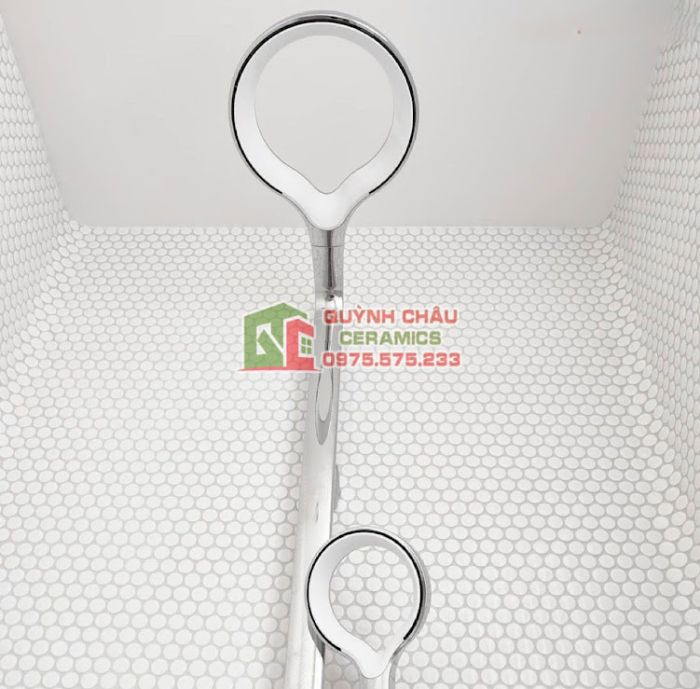Gạch mosaic chấm bi tròn màu trắng mờ 