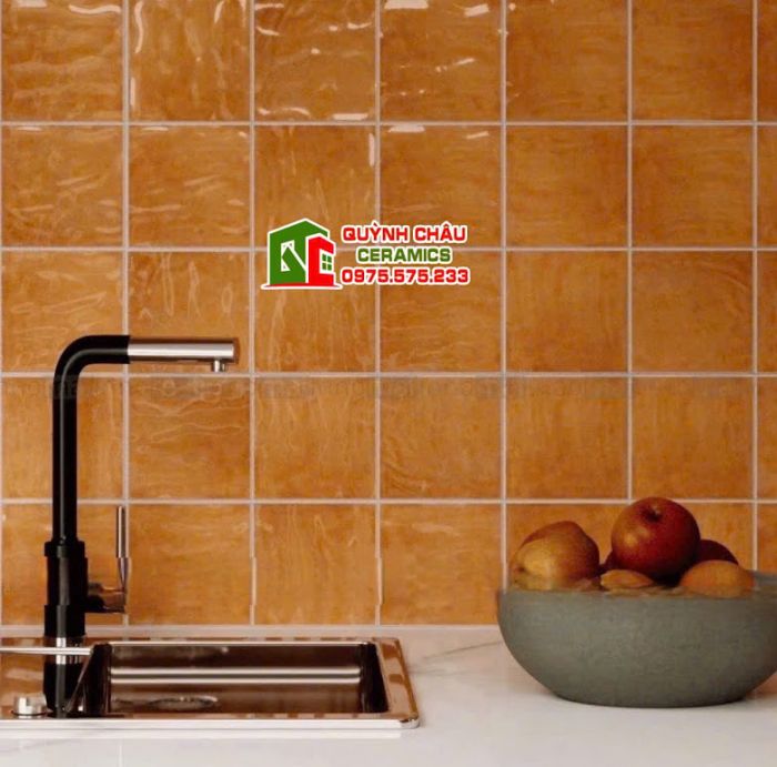 Gạch thẻ vàng bóng hiệu ứng lượn sóng 12x12 vuông