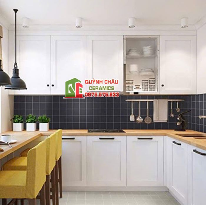 Gạch thẻ đen mờ 10x10 trang trí giá rẻ