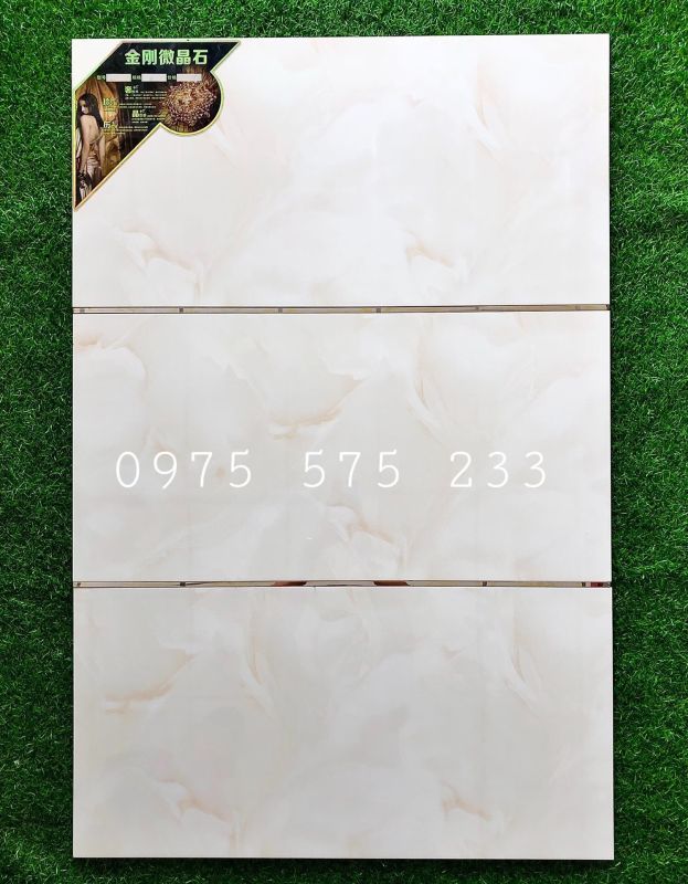 Gạch ốp tường 40x80 vân mây kem ngẫu nhiên đẹp phòng khách