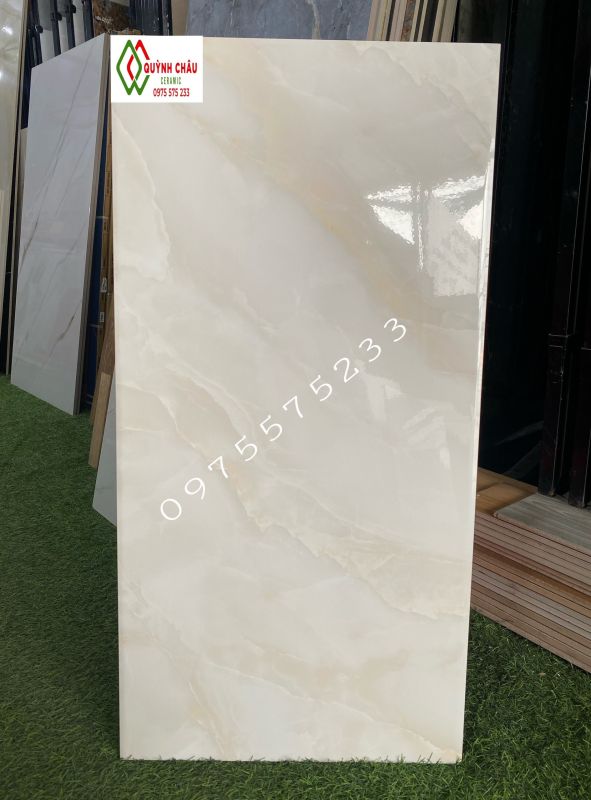 Gạch ốp tường 40x80 vân đá vàng kem men bóng