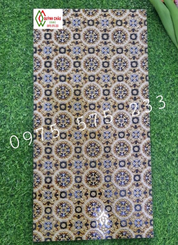 Tổng hợp những mẫu 30x60 ốp tường khắc kim nhũ vàng đẹp pt