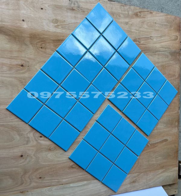 Gạch mosaic ốp dán hồ bơi màu xanh
