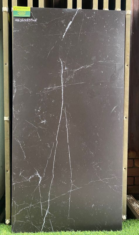 Gạch lát nền 600x1200 đá mờ đen vân trắng