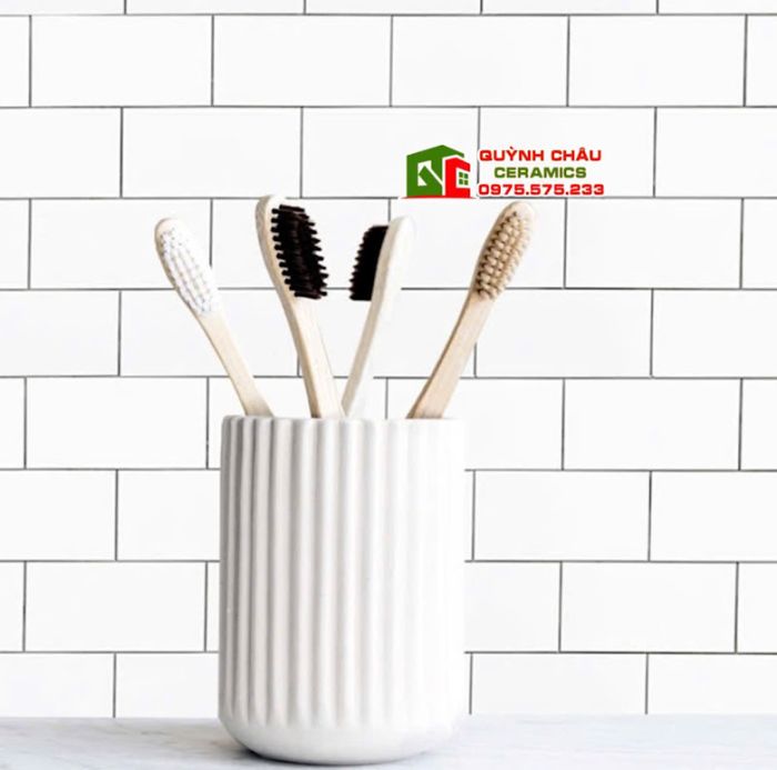 Gạch thẻ ốp tường 75x150 trắng bóng