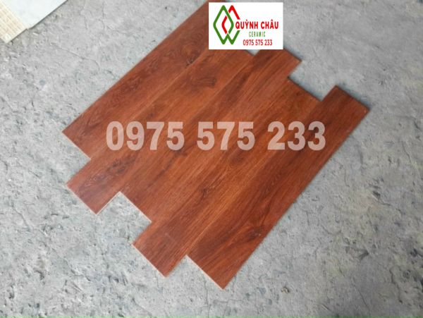 Gạch vân giả gỗ nâu đỏ 15x80 mờ nhám