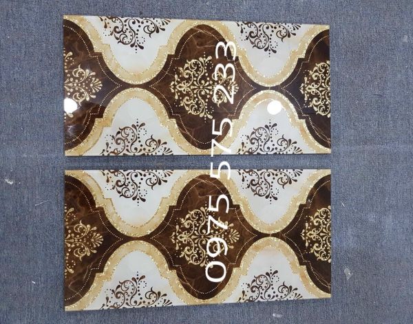 Gạch trang trí 30x60 điểm nhấn khắc kim tuyến nhũ vàng bóng kiếng nổi bật