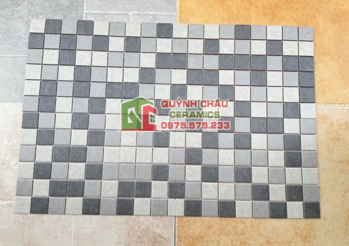 Gạch mosaic gốm mờ xám đen hỗn hợp màu