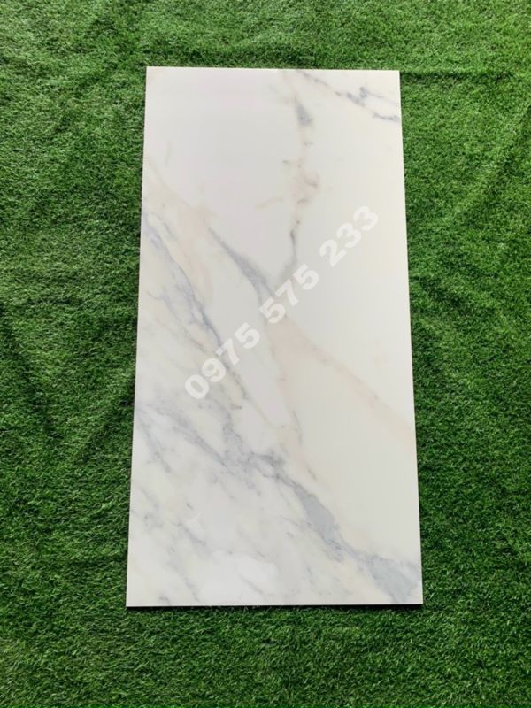Gạch màu trắng vân 60x120 bóng kính ấn độ bền đẹp