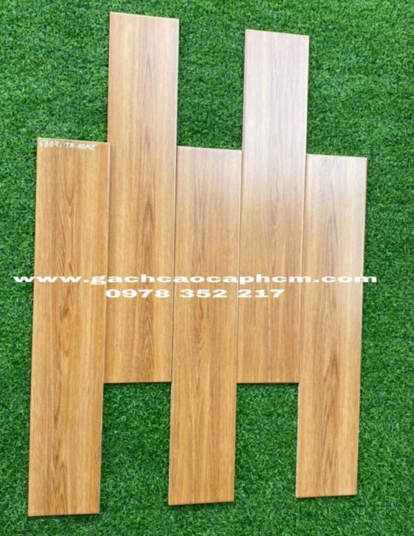 Gạch lát nền giả gỗ vân vàng 15x80 nhập khẩu trung quốc