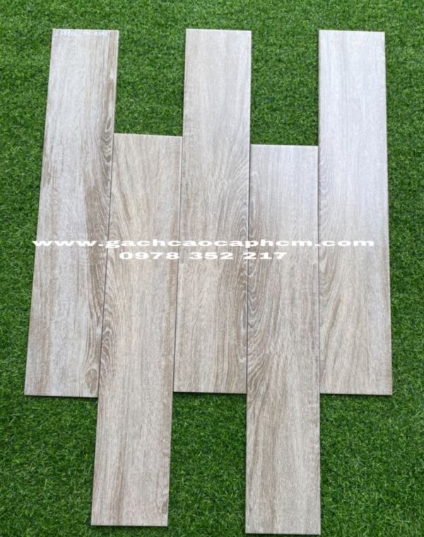 Gạch lát sàn giả gỗ 15x80 vân xám chống trơn nhập khẩu