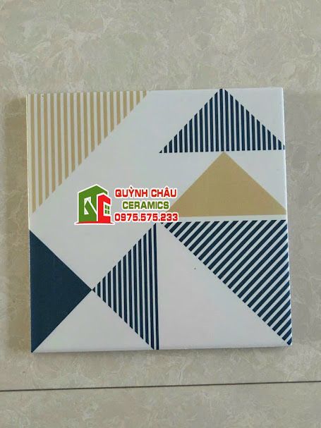 Gạch bông hoa văn tam giác 4 màu 20x20 cm