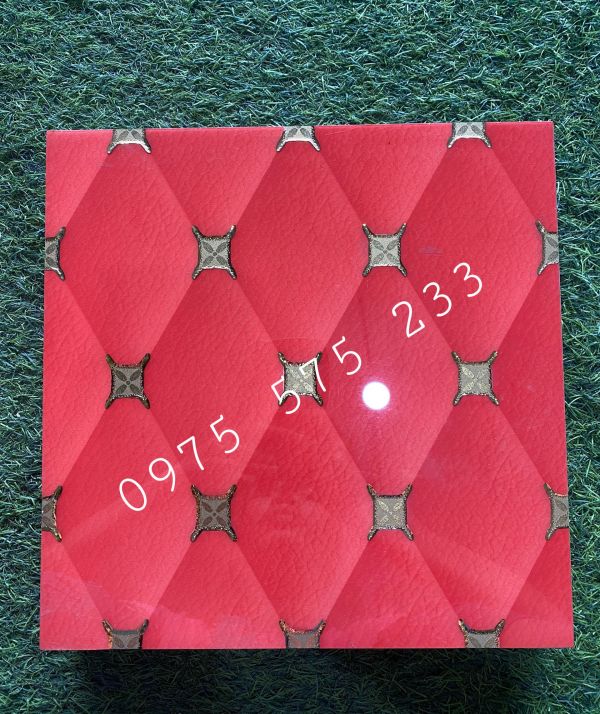 Gạch 30x30 màu đỏ nhũ vàng đẹp cao cấp