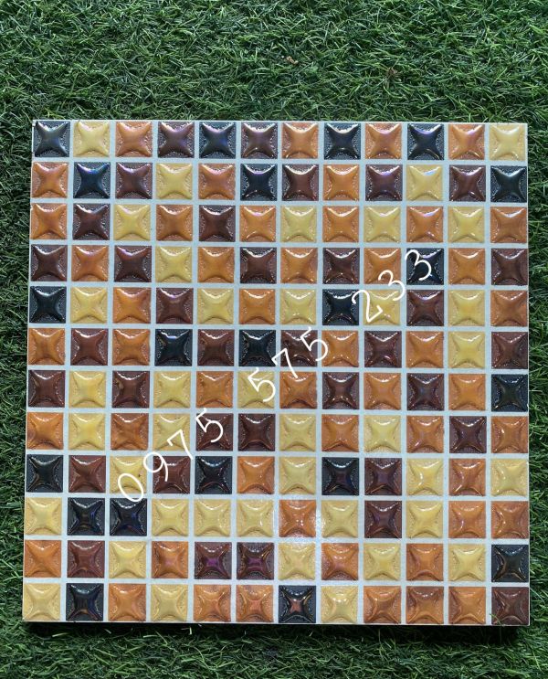 Gạch điểm nhũ vàng caro 30x30 ốp tường trang trí