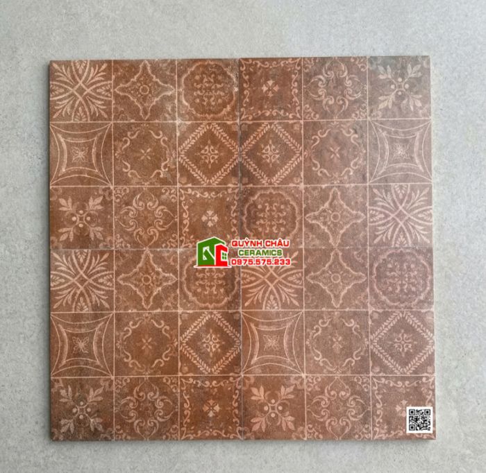 Gạch bông 40x40 họa tiết cổ điển hoa văn màu đỏ nâu