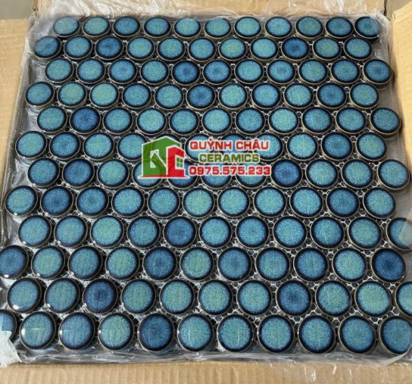 Gạch mosaic chấm bi tròn màu xanh rêu