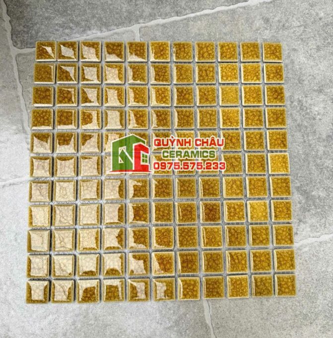 Gạch mosaic men rạn màu vàng viên nhỏ