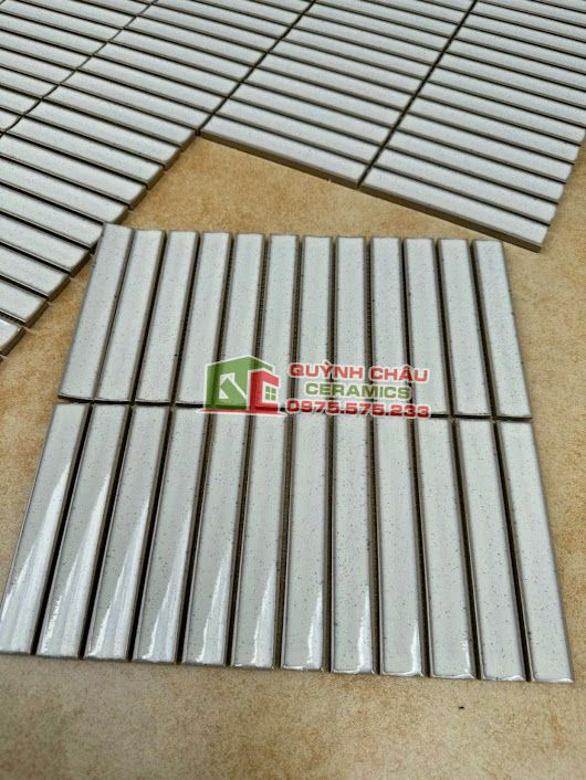 Gạch mosaic thanh que đũa lõm chấm mè