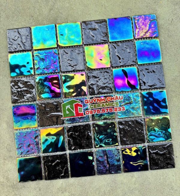 Gạch mosaic thuỷ tinh 48x48 mix nhiều màu