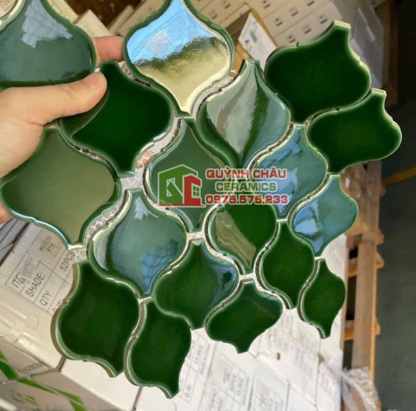 Gạch mosaic trang trí hình lồng đèn màu xanh lá Gạch mosaic trang trí hình lồng đèn màu xanh lá
