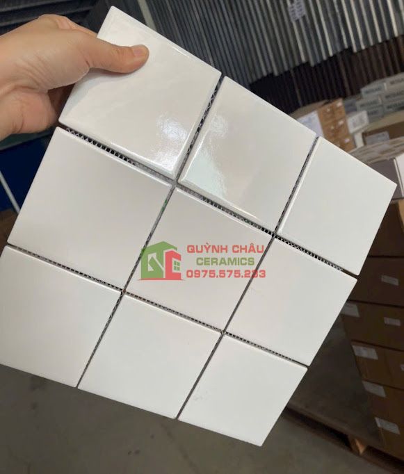 Gạch mosaic vỉ 10x10 thẻ chip màu trắng bóng