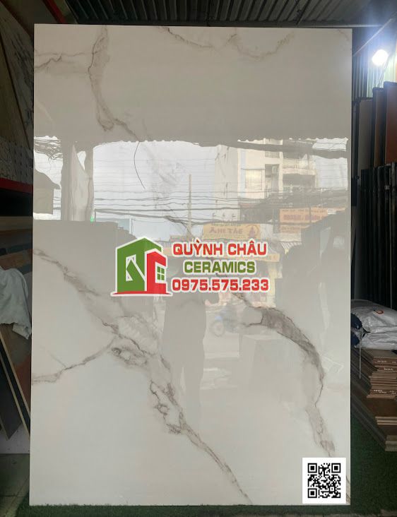 Gạch nhập khẩu cao cấp 120x180 màu trắng vân đá họa tiết xám chéo Satvario White bóng kiếng